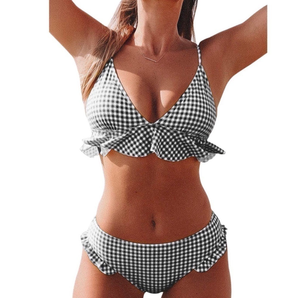 🆕 Cupshe gingham plaid ruffled sexy black white ruffle womens bikini xs